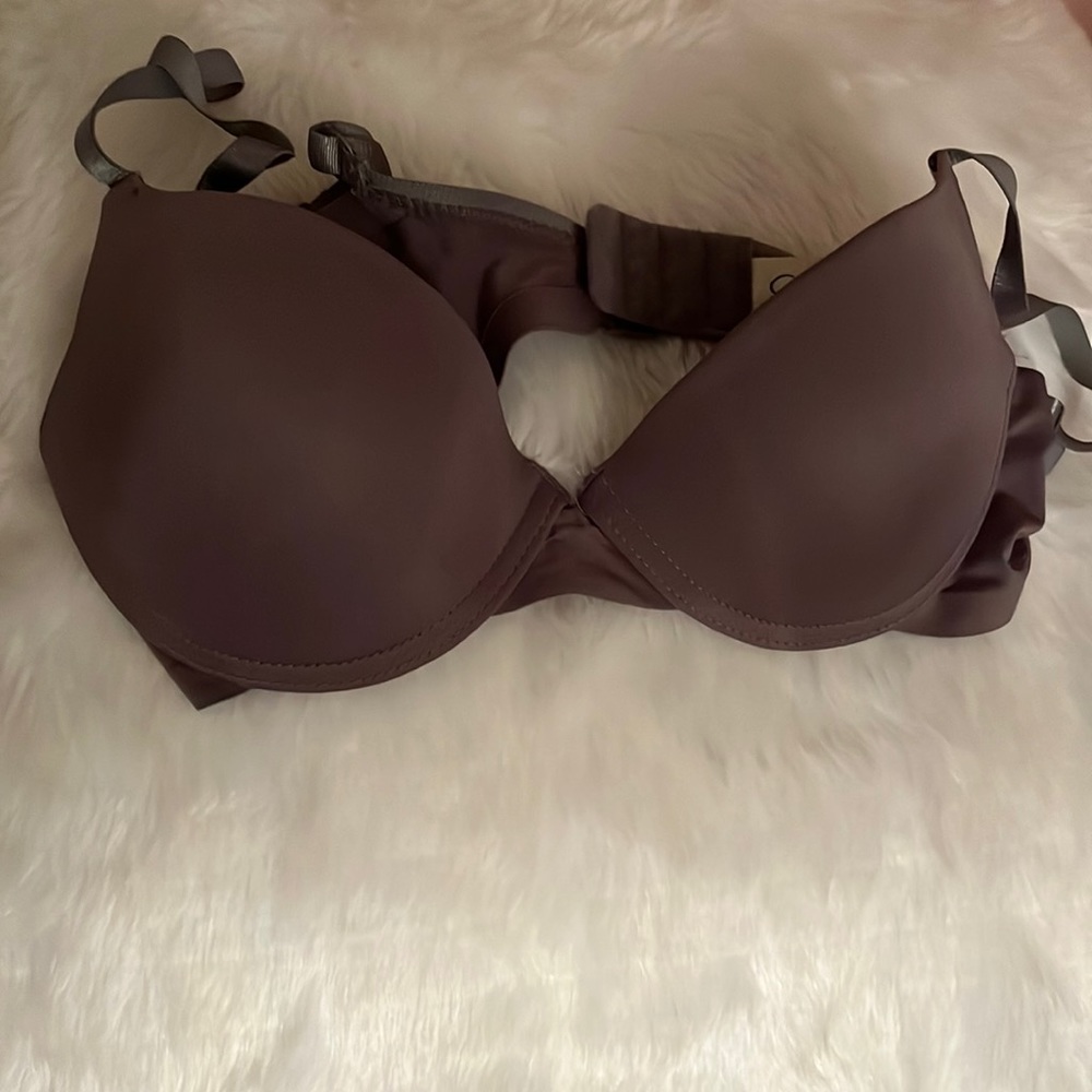 Jessica Simpson everyday bra